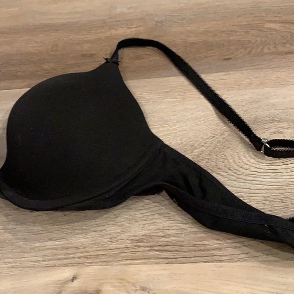 Victoria’s Secret black push-up bra 36B - Picture 4 of 4